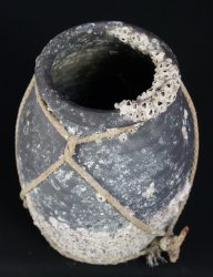 Takotsubo fishing vase 1900