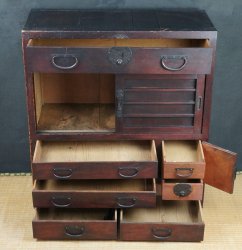 Tansu 1880s craft