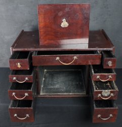 Tansu cabinet 1900