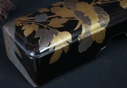 Tegami-ire Edo lacquer box 1800