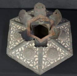 Temple oil lantern 1850
