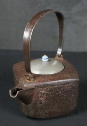 Tetsubin kettle 1950s