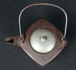 Tetsubin kettle 1950s