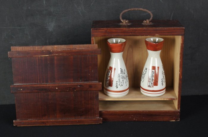 Tokkuri Sake box 1900
