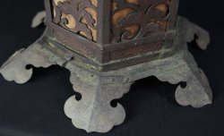 Tsuriandon temple lantern 1835
