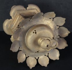 Tsuridoro temple lamp1900