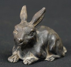 Usagi paper weight rabbit1920