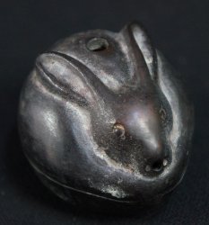 Usagi Suiteki bronze 1880