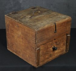 Wabisabi tool box 1900