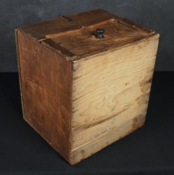 Wabisabi tool box 1900