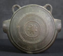 Buddhist Wani-Guchi bell 1700