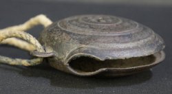 Wani-Guchi shrine bell 1800