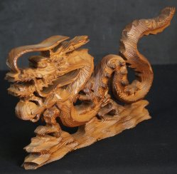 Wood carving Ryu 1980