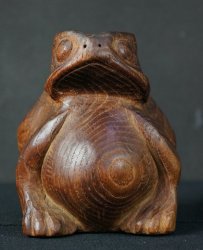 Wood Kairu frog 1900