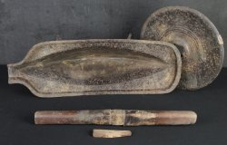 Yagen antique grinder 1700