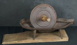 Yagen medicine grinder 1800s