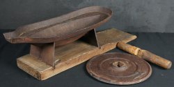 Yagen medicine grinder 1800s