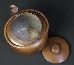 Yakan bronze Sado1900