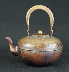 Yakan kettle 1800s