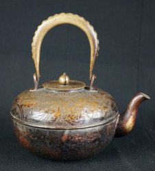 Yakan kettle 1800s