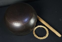 Zen chanting 1950 bell